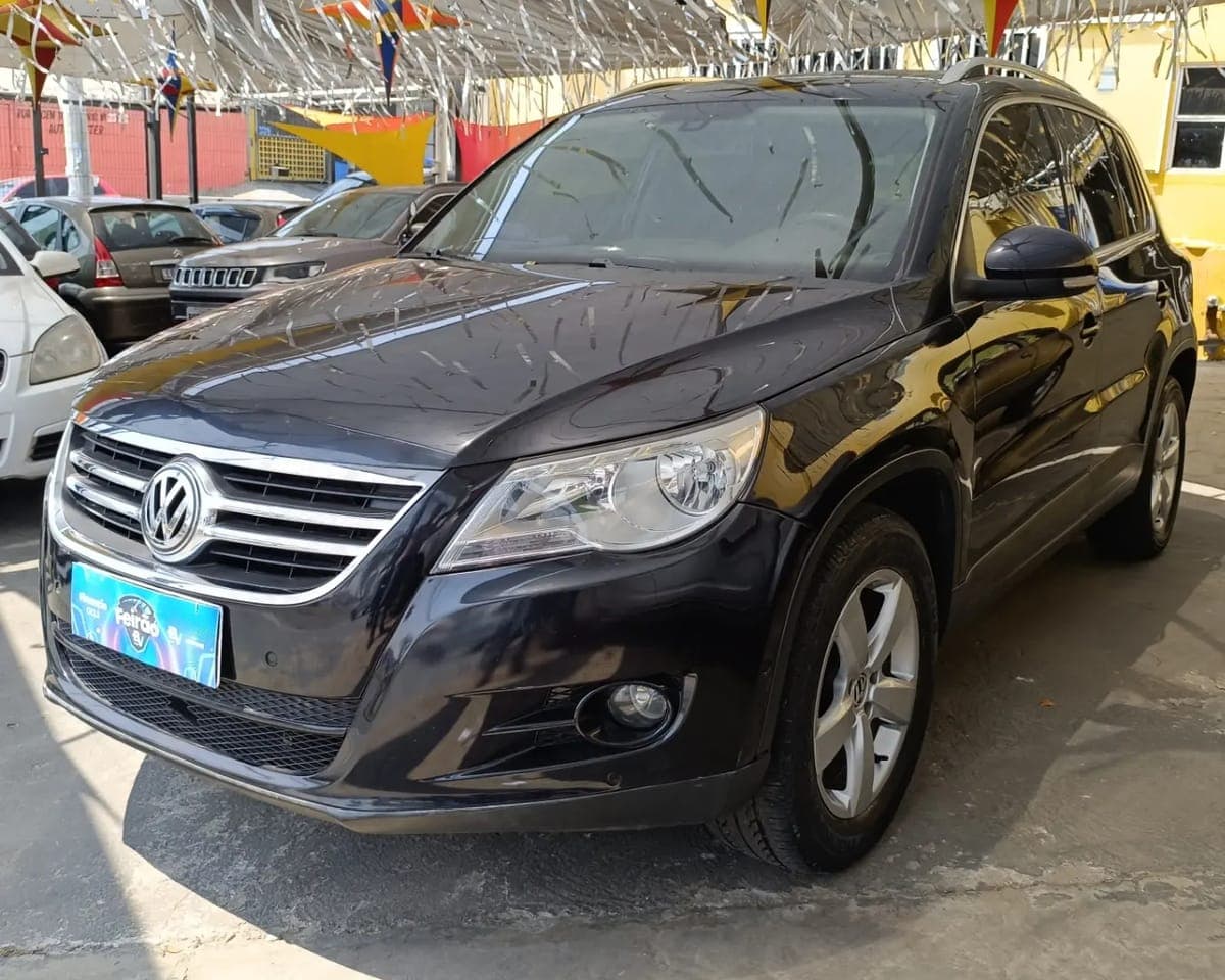 VOLKSWAGEN TIGUAN 2.0 AUTOMÁTICO